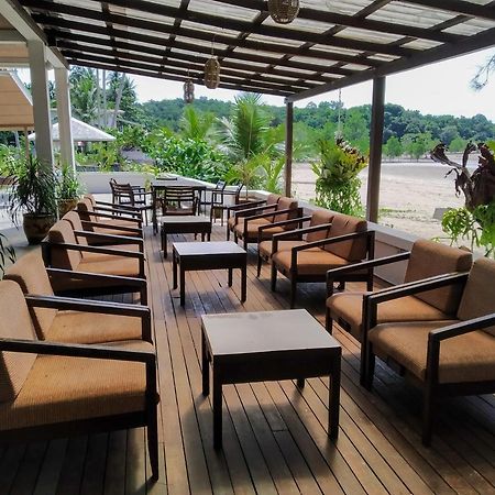 Rafflesia Resort Lundu Exterior foto